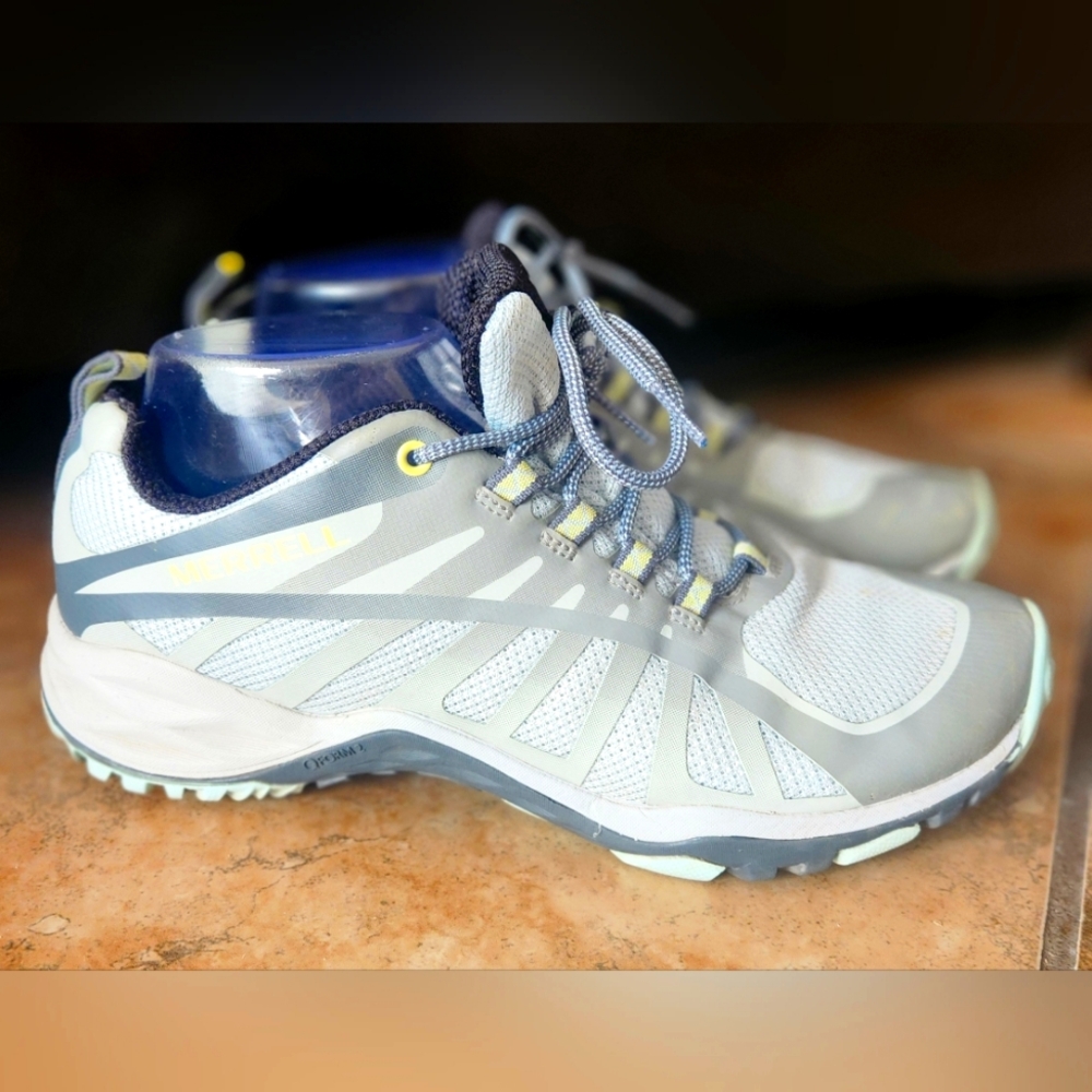 Merrell Siren Woman's Trail Shoes